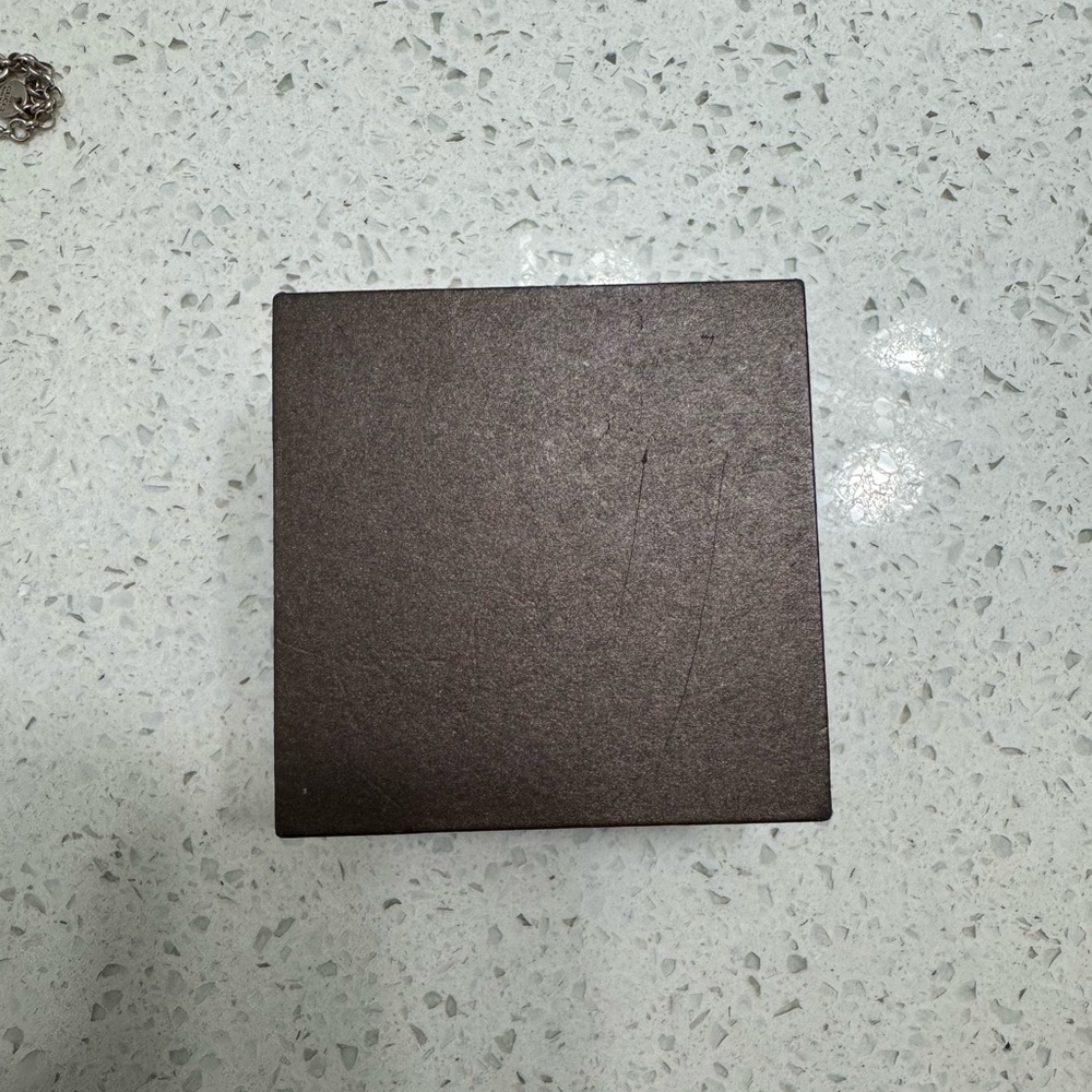 Gucci Blind for Love Necklace - Picture 11 of 13